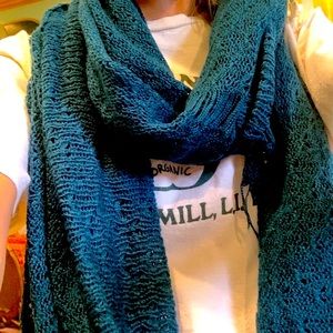 Paula Bianco infinity scarf new teal color